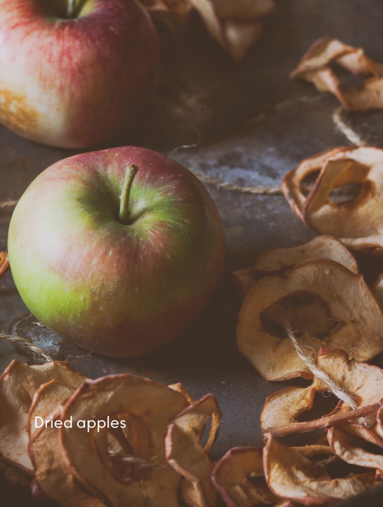 Dried apples 