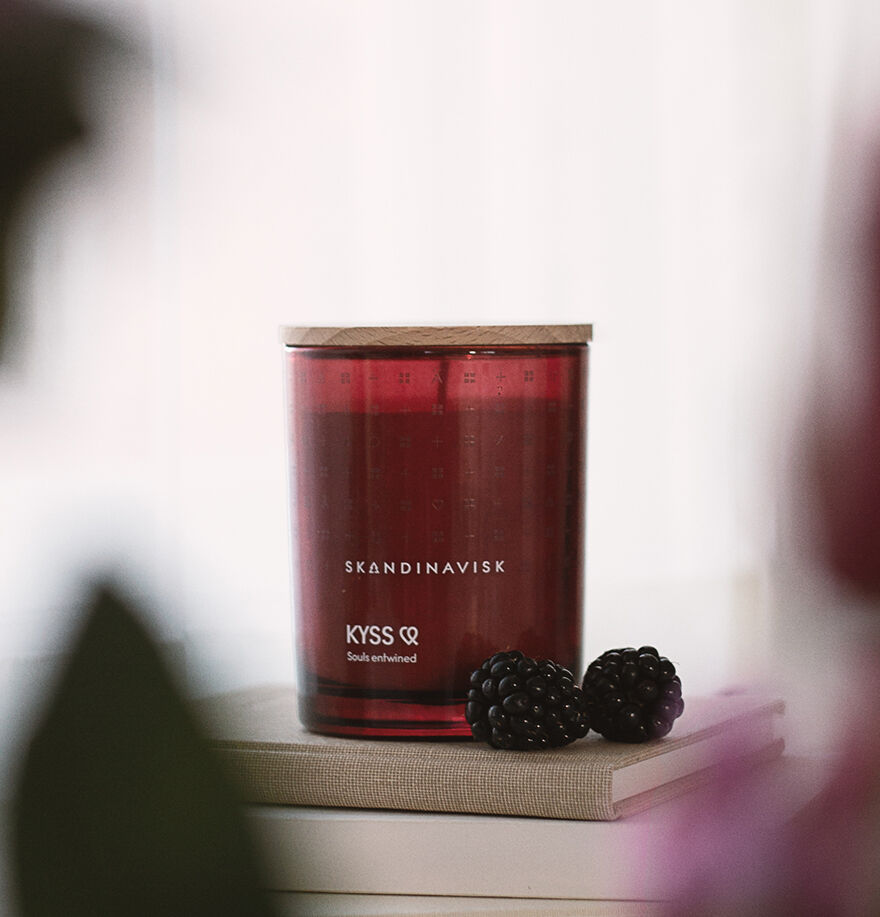 KYSS 200g Scented Candle image number 3