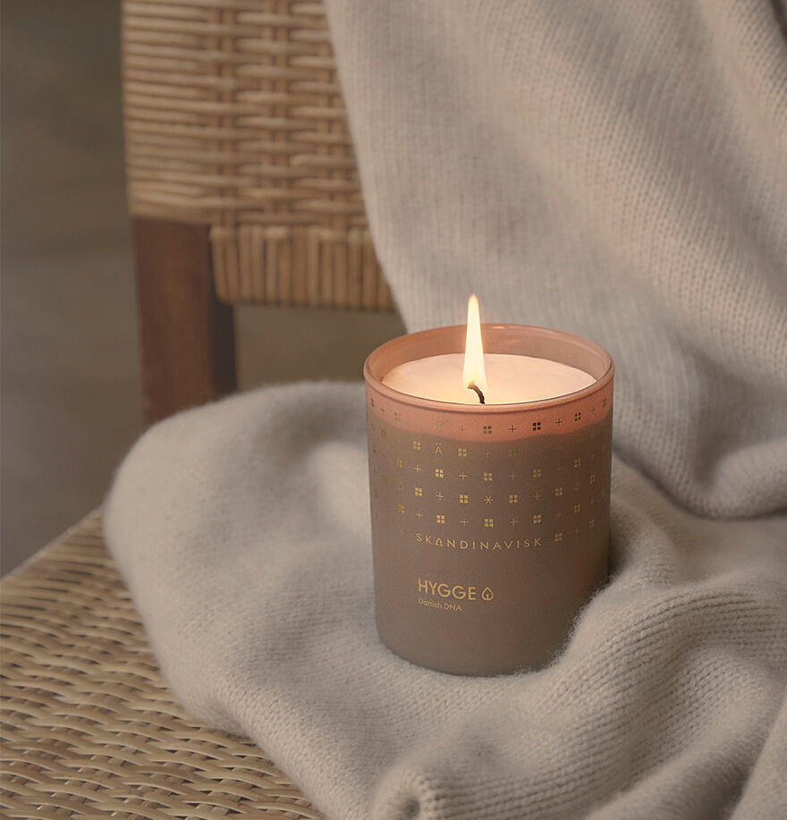 Golden HYGGE Scented Candle - Limited Edition image number 3