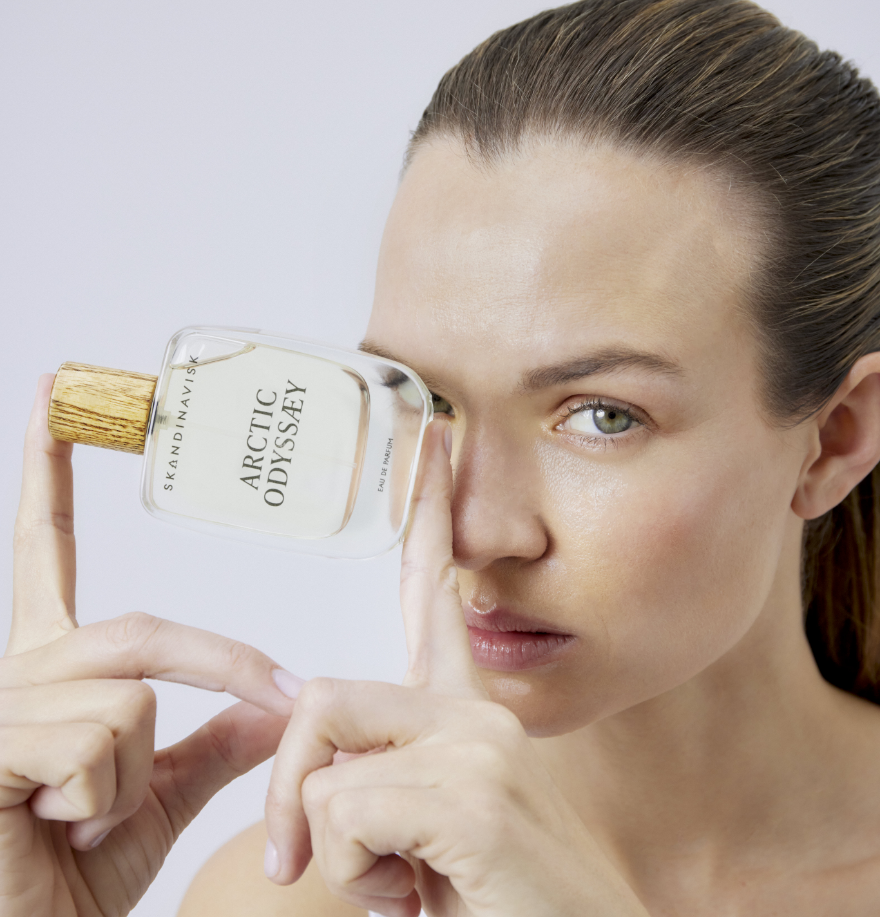 Shop ARCTIC ODYSSÆY Eau de Parfum and leave a lighter footprint