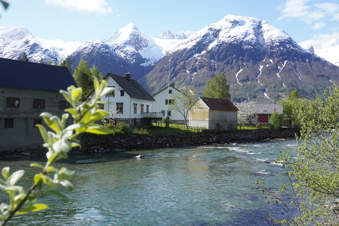 Houses in Norgewian fjords